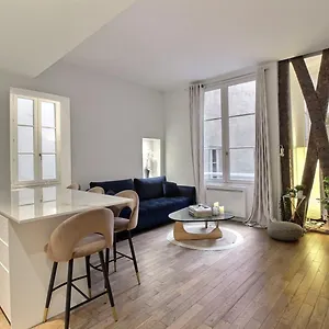 - Louvre & Rivoli Appartement Paris