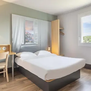 De Provence Hotel