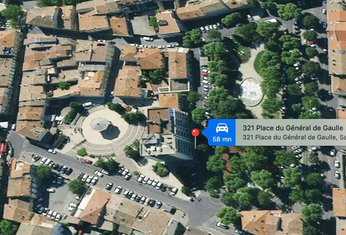 Le Panoramique Salonais Apartment