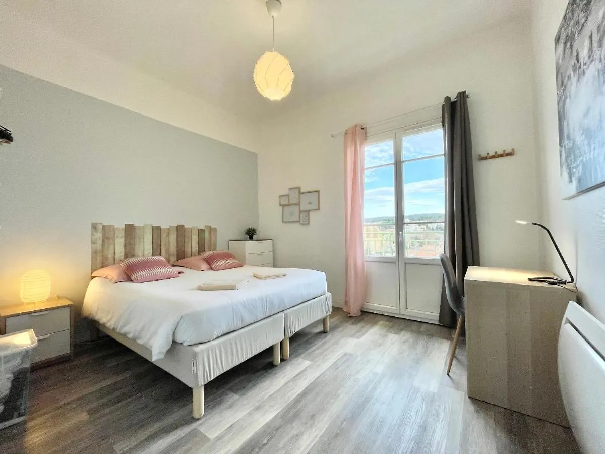 Le Panoramique Salonais Apartment France